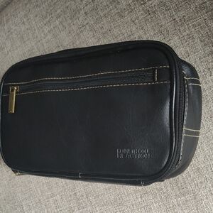 Kenneth Cole Reaction Black Leather Zippered Toiletry Case